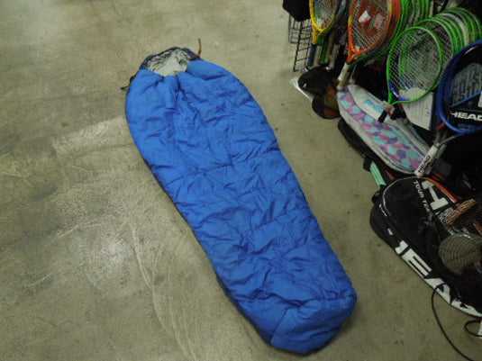 Vintage REI Single Person Mummy Style Sleeping Bag with Carry Bag