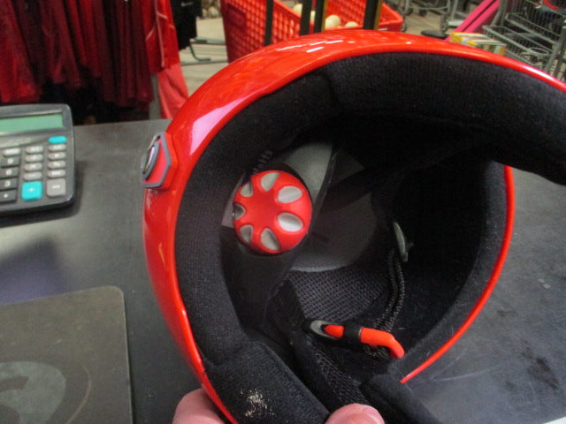 Load image into Gallery viewer, Used Marker Tracer+ Junior Snow Sports Helmet
