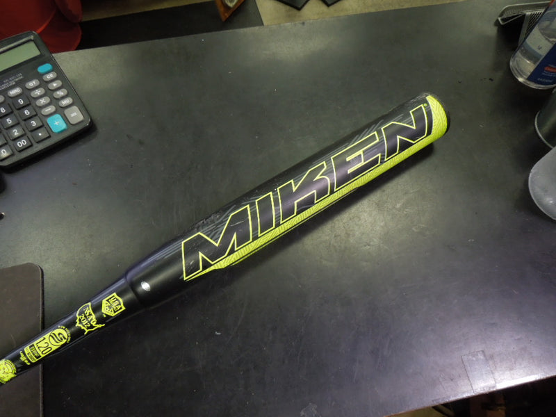 Load image into Gallery viewer, Used Miken Chaos Slowpitch Softball Bat 34 in 28 oz -6
