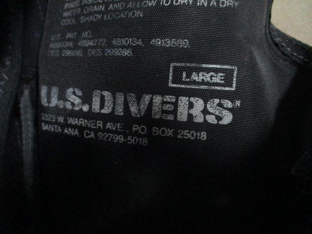Load image into Gallery viewer, Used US Divers Aqua Lung Cousteau BCD Adult Size Large
