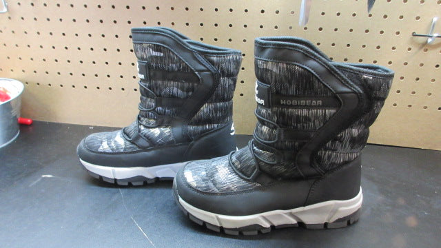 Load image into Gallery viewer, Used Hobibear Winter Snow Boots - Size 2

