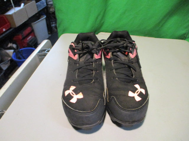 Load image into Gallery viewer, Used Under Armour Youth 3 Cleats
