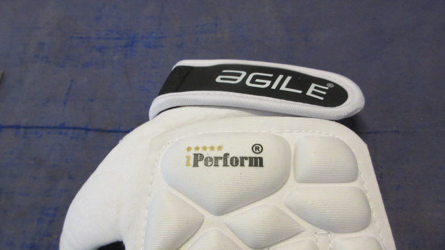 Load image into Gallery viewer, Used iPerform Field Hockey Glove Adult Size Small - Like New
