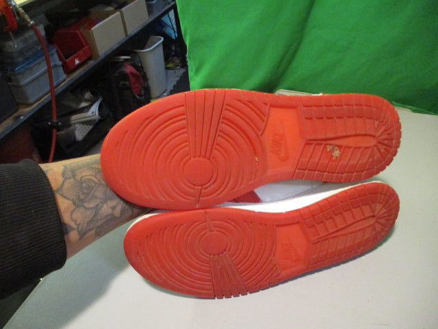 Load image into Gallery viewer, Used Nike Air Jordan 1 Retro OG x Marvel Size Youth 5.5 Basketball Shoes
