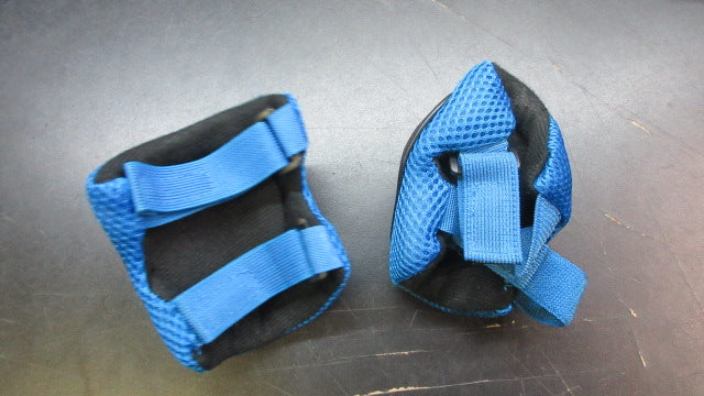 Load image into Gallery viewer, Used Skating Knee Pads - Youth
