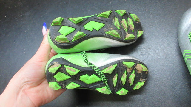 Load image into Gallery viewer, Used Dsg Soccer Cleats - Size Youth 8
