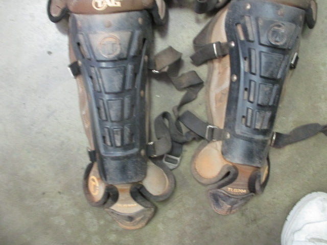 Load image into Gallery viewer, Used Tag Catcher Shin Guards Size Youth
