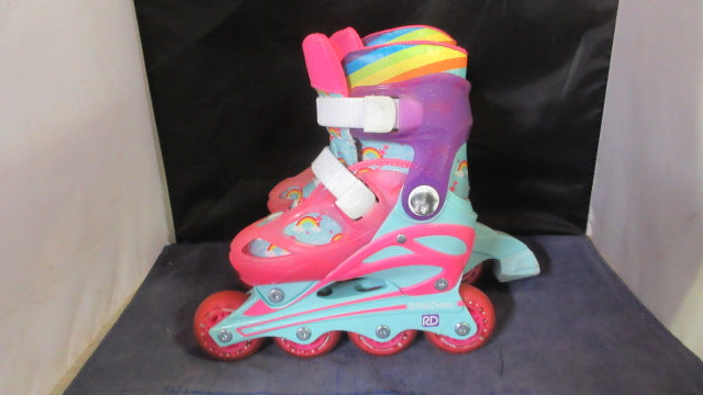 Load image into Gallery viewer, Used Roller Derby 2 in 1 Quad &amp; Inline Skates Youth Size 12-2 - small wear
