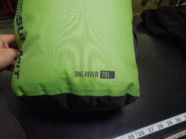 Load image into Gallery viewer, Used Sea to Summit Big River 20L Green Dry Bag
