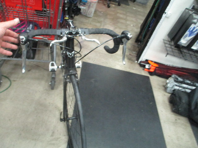 Load image into Gallery viewer, Used Felt Five 20 Speed 700 X 25C Carbon Road Bike
