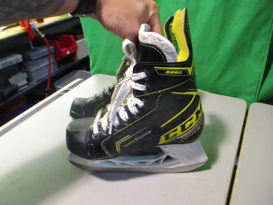 Used CCM Super Tacks 9350 Size 13 Hockey Skates