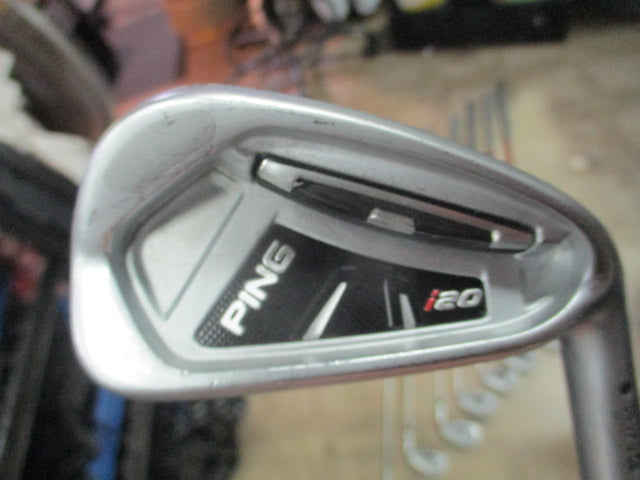 Load image into Gallery viewer, Used Ping i20 RH Graphite Shaft Regular Flex 4-PW-U Wedge Black Dot Iron Set
