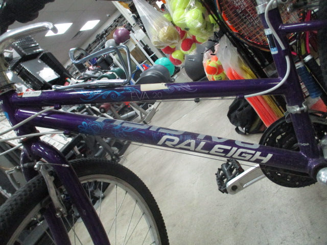 Load image into Gallery viewer, Used Raleigh Eva 2.0 26&quot; 21-Speed Mountain Bike XS Frame
