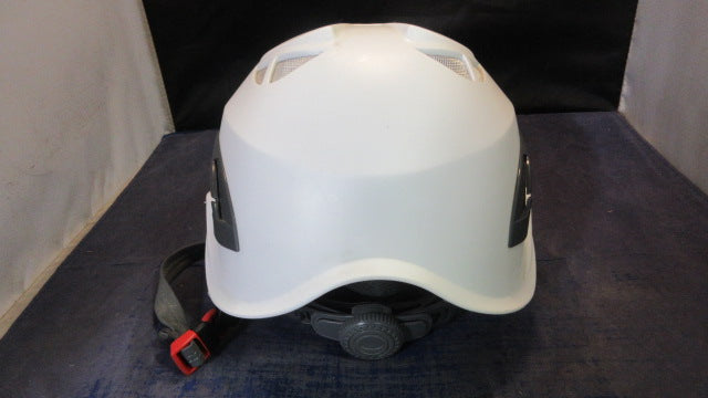 Load image into Gallery viewer, Used Aurora PMI Safety Climbing Helmet

