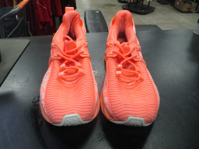 Load image into Gallery viewer, Used Just So So Running Shoes Size EU 40
