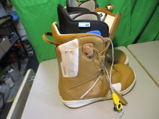 Used Burton Mint Womens Size 6 Snowboard Boots