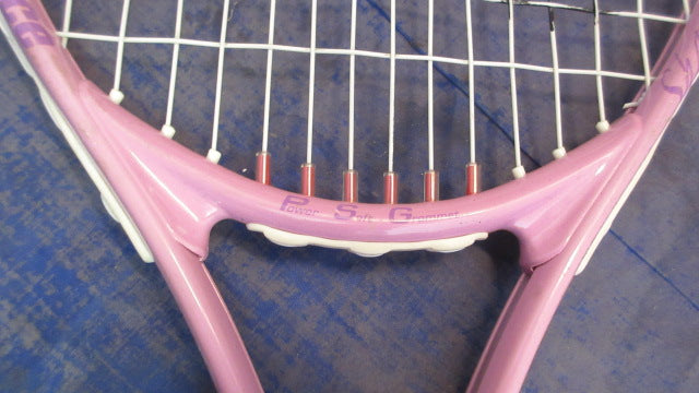Load image into Gallery viewer, Used Prince Wimbeldon Sharapova 27&quot; Tennis Racquet - wear on rim
