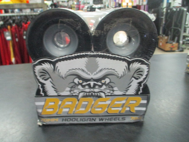 Load image into Gallery viewer, Hooligan Badger 70mm 78a Longboard Wheels Black Set of 4
