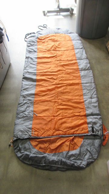 Load image into Gallery viewer, Used Embark 30 Deg Adult Tall Sleeping Bag
