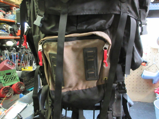 Load image into Gallery viewer, Used Camp Trails Frame Hiking Backpack
