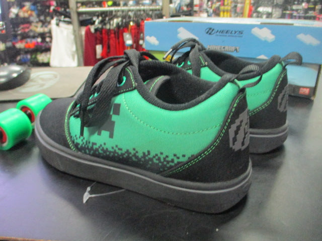 Load image into Gallery viewer, Used Heelys Minecraft Roller Shoes Size 1 In Box
