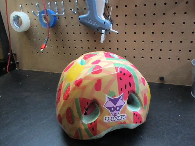 Load image into Gallery viewer, Used Raskulls Kids Bike Helmet - Youth
