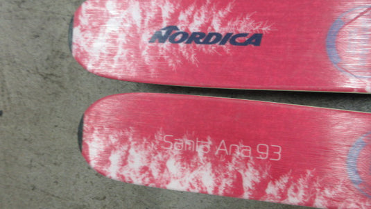 Used Nordica Stana Ann 93 161Cm Downhill Skis W/ Look Bindings