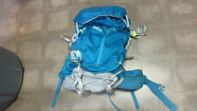 Load image into Gallery viewer, REI Flash 60 Backpack - Like New
