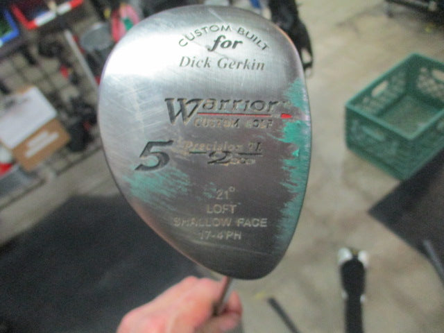 Load image into Gallery viewer, Used Warrior Custom Built RH 5 Fairway Wood
