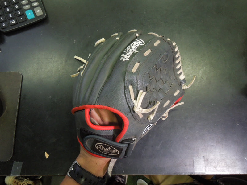 Load image into Gallery viewer, Used Rawlings Player Series 11.5" RHT Baseball Glove

