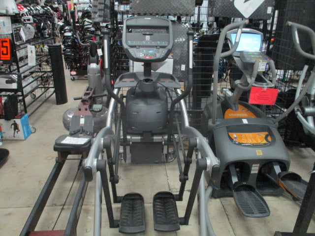 Load image into Gallery viewer, Used Cybex Arc trainer 525AT
