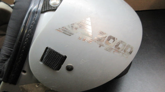 Used Champro 3000 ATR Tech Football Shoulder Pads - Size Large 100-130LBS