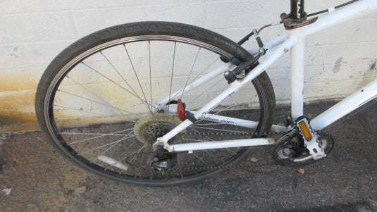 Used Fiji Hybrid 3.0 Absolute Adult 20" Frame Bicycle - Gears Needs to be Tuned
