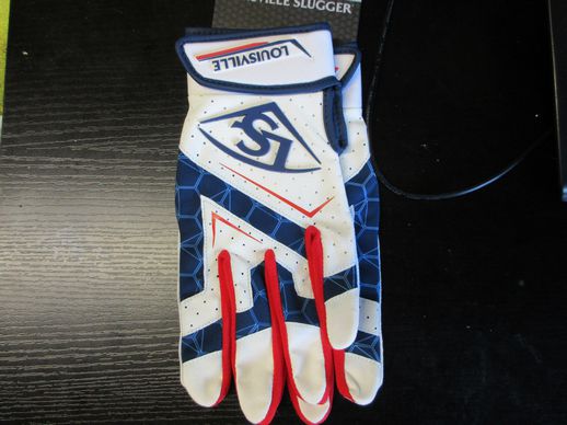 New Louisville Slugger Genuine V2 Batting Gloves - Size Adult Medium - USA