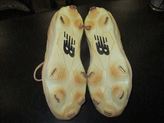 Used New Balance FreshFoamX Velo 4 Metal Cleats in White Size 8.5W