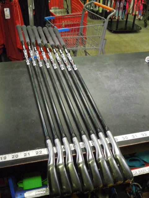 Load image into Gallery viewer, Used PXG 0211 XCOR2 Left Hand 8pc Iron Set 4-9 Iron and G,S Wedge
