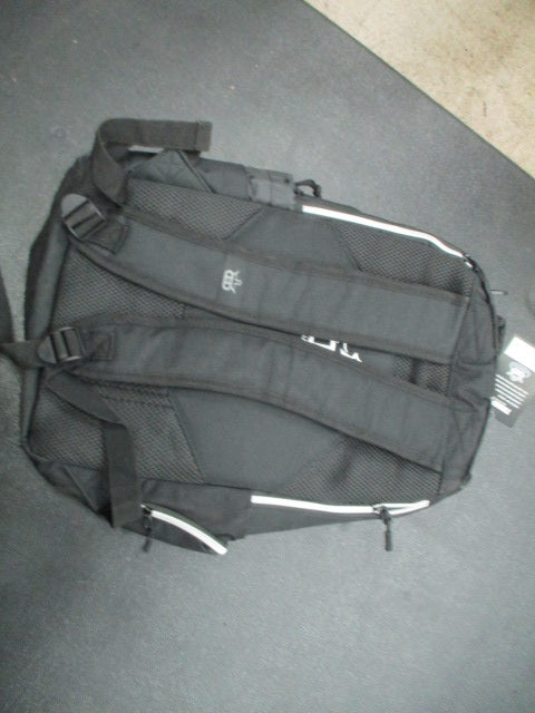 Load image into Gallery viewer, Dynamic Disc Trooper Disc Golf Equipment Bag
