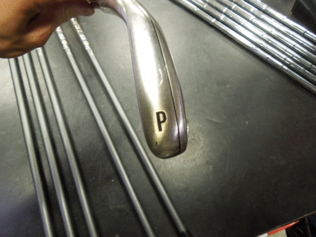 Load image into Gallery viewer, Used Callaway Mavrik 5pc Set 7-9 Iron and A,P Wedge RH
