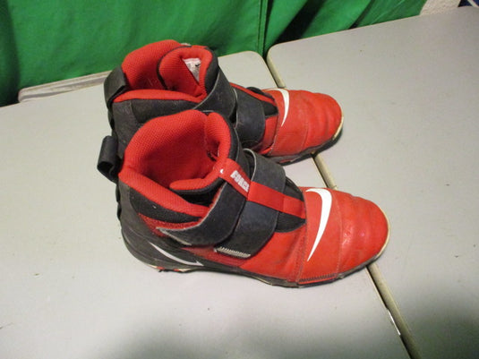 Used Nike FastFlex Size 5Y Cleats