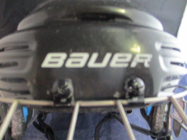 Load image into Gallery viewer, Used Bauer BHH7500M Hockey Helmet w/ Mask
