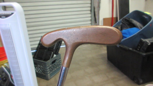 Load image into Gallery viewer, Used Bulls Eye Acushnet John Reuter Jr STD M6 S 36&quot; Dual Putter
