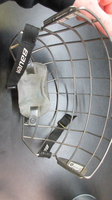 Used Bauer Profile 3 Face Mask – Medium