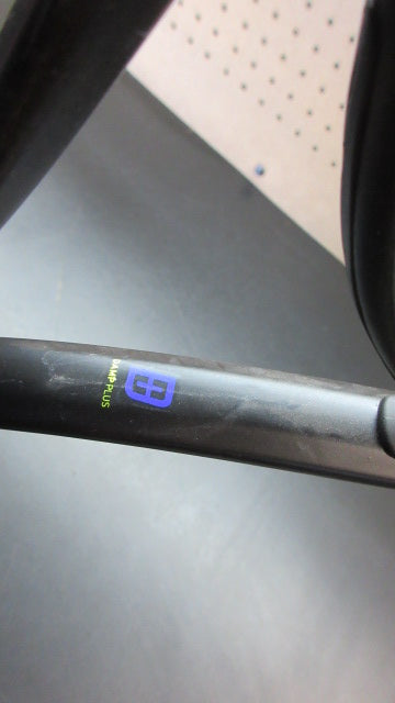 Load image into Gallery viewer, Used Head Pro Tour 27" Tennis Racquet
