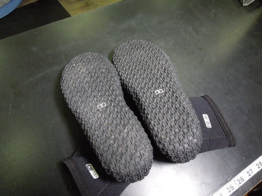 Used NeoSport Hi-Top 3mm Dive Boots Size 9