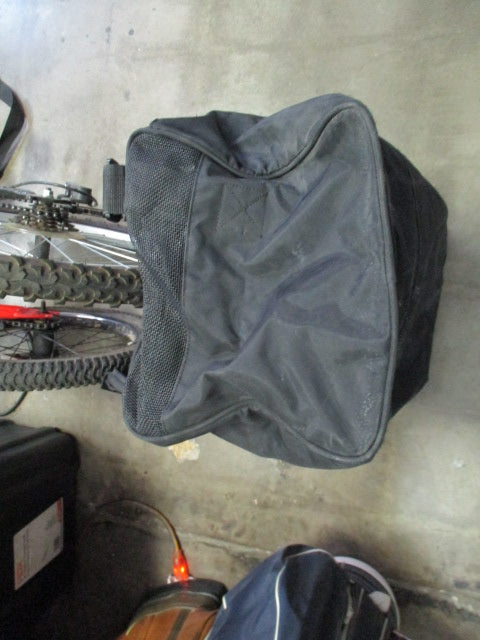 Load image into Gallery viewer, Used Deep See Duffle Bag
