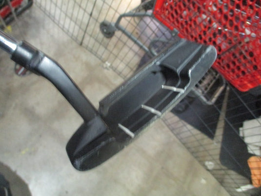 Used Golf crafters  RH Black Putter