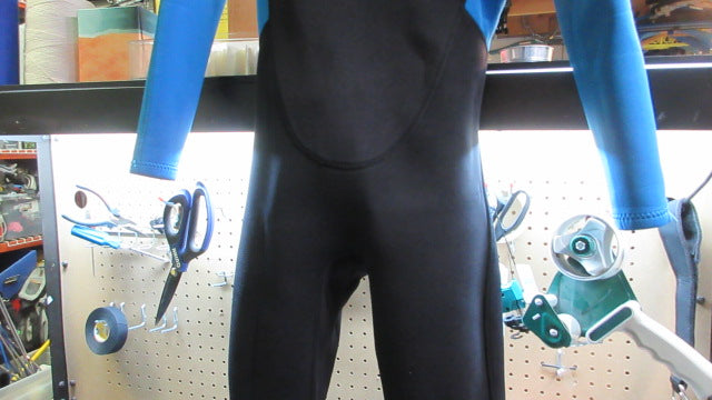 Load image into Gallery viewer, Used Lemorecn Wetsuit - Size 14
