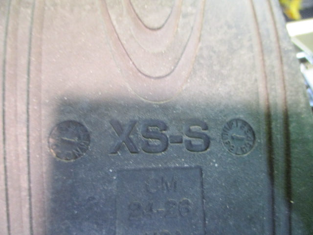 Load image into Gallery viewer, Used Tusa X-Pert Z-3 Zoom Size XS-S 24&quot; Dive Fins
