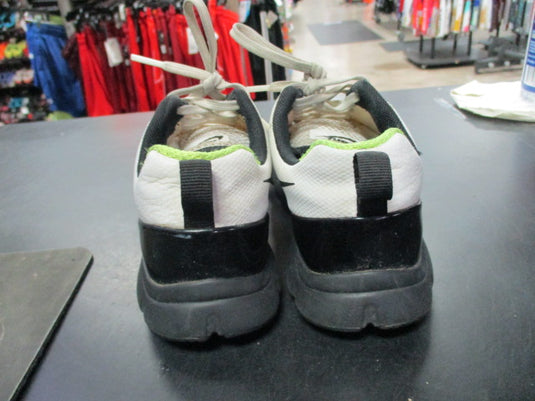 Used Nike Control Volt Junior Size Youth 2 Golf Shoes - Needs New Spikes