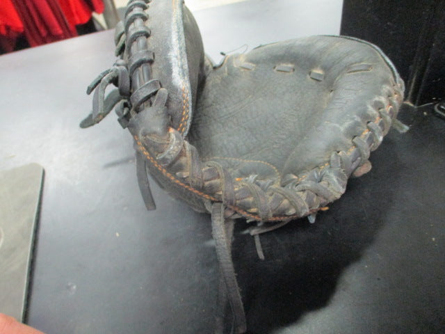 Load image into Gallery viewer, Used Rawlings Renegade 31.5 Catchers Mitt - LHT
